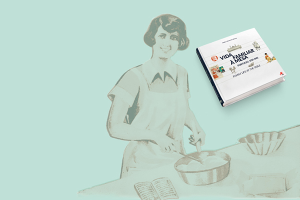 Capa do livro Vida Familiar à Mesa, com uma ilustração de uma senhora a cozinhar de fundo.
